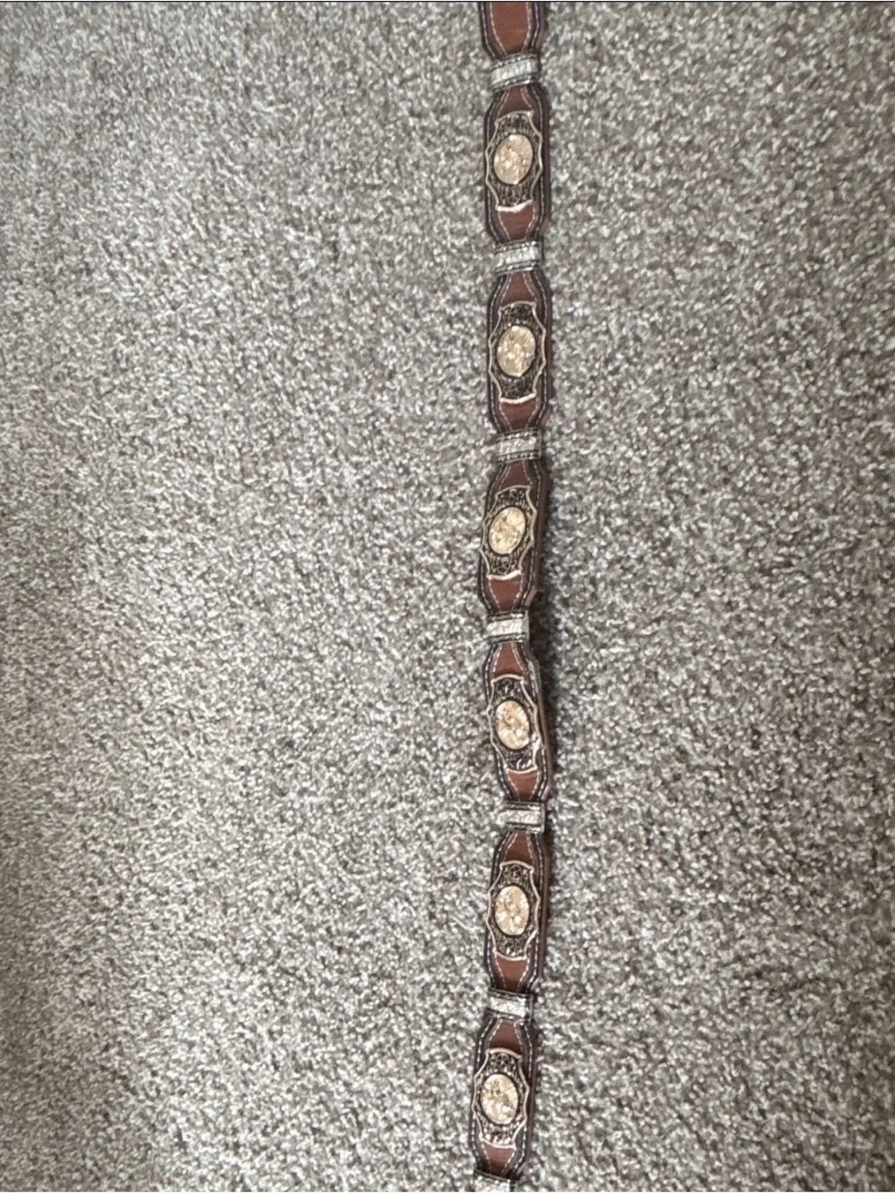 Unisex Western Style Brown Leather Belt with Ornate Gold Buckle